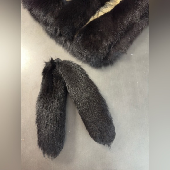 Vintage Black Mink Arctic Fox Fur Shawl Oversized Gold Trim Adjustable‎ Stole - Picture 10 of 16
